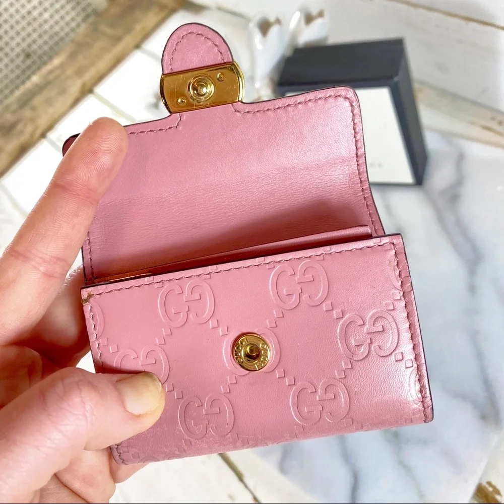 Gucci Guccissima Icon Signature 6 Key Holder